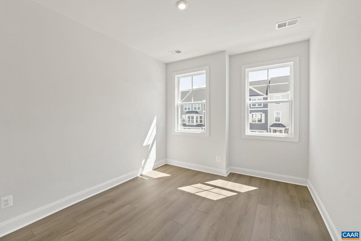 1388 Marcella St photo 30