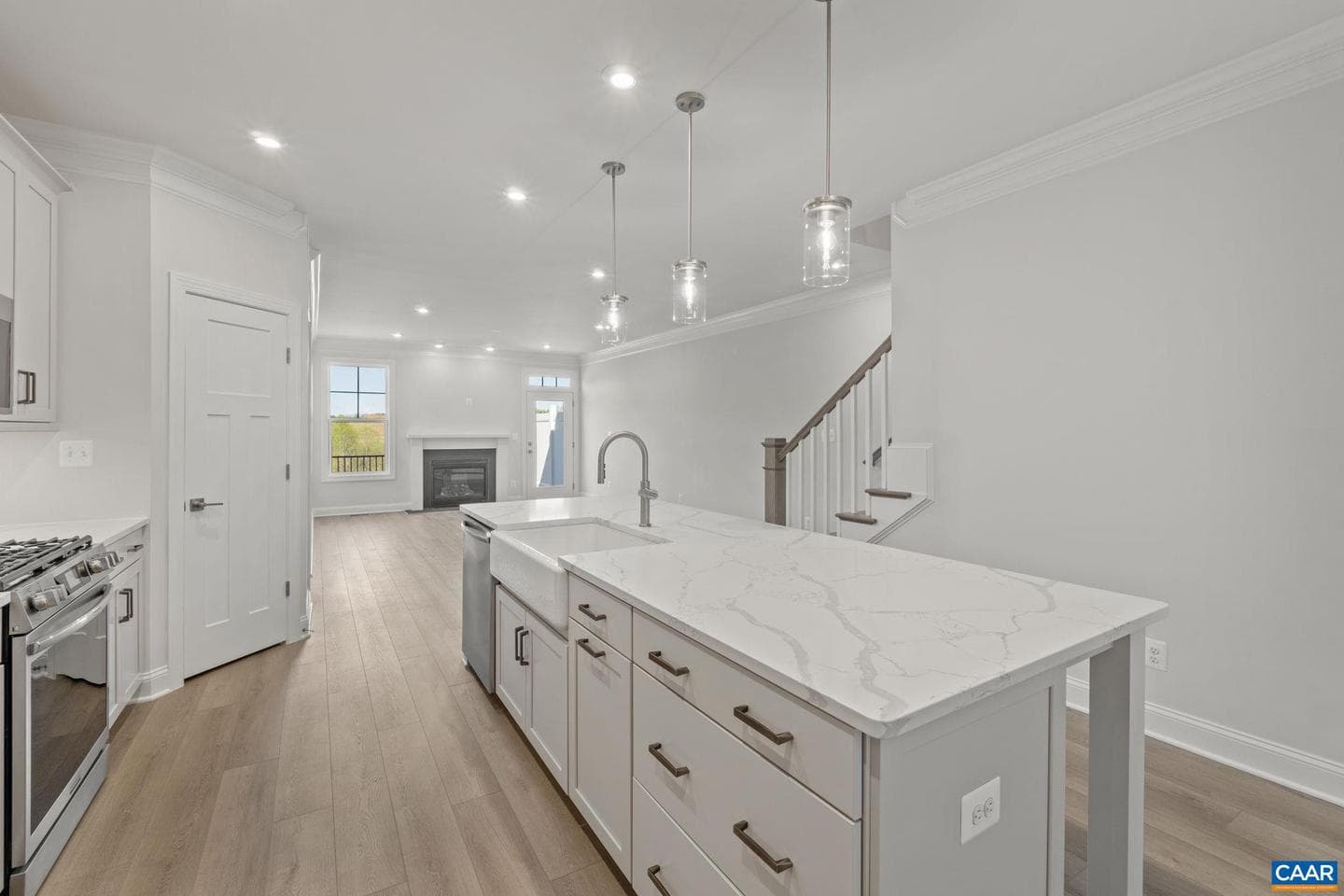 1388 Marcella St photo 9