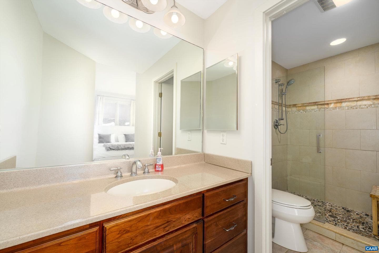921 Diamond Hill Condos photo 26