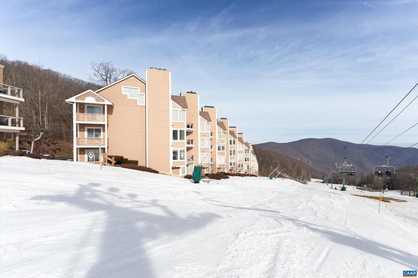 921 Diamond Hill Condos photo 43