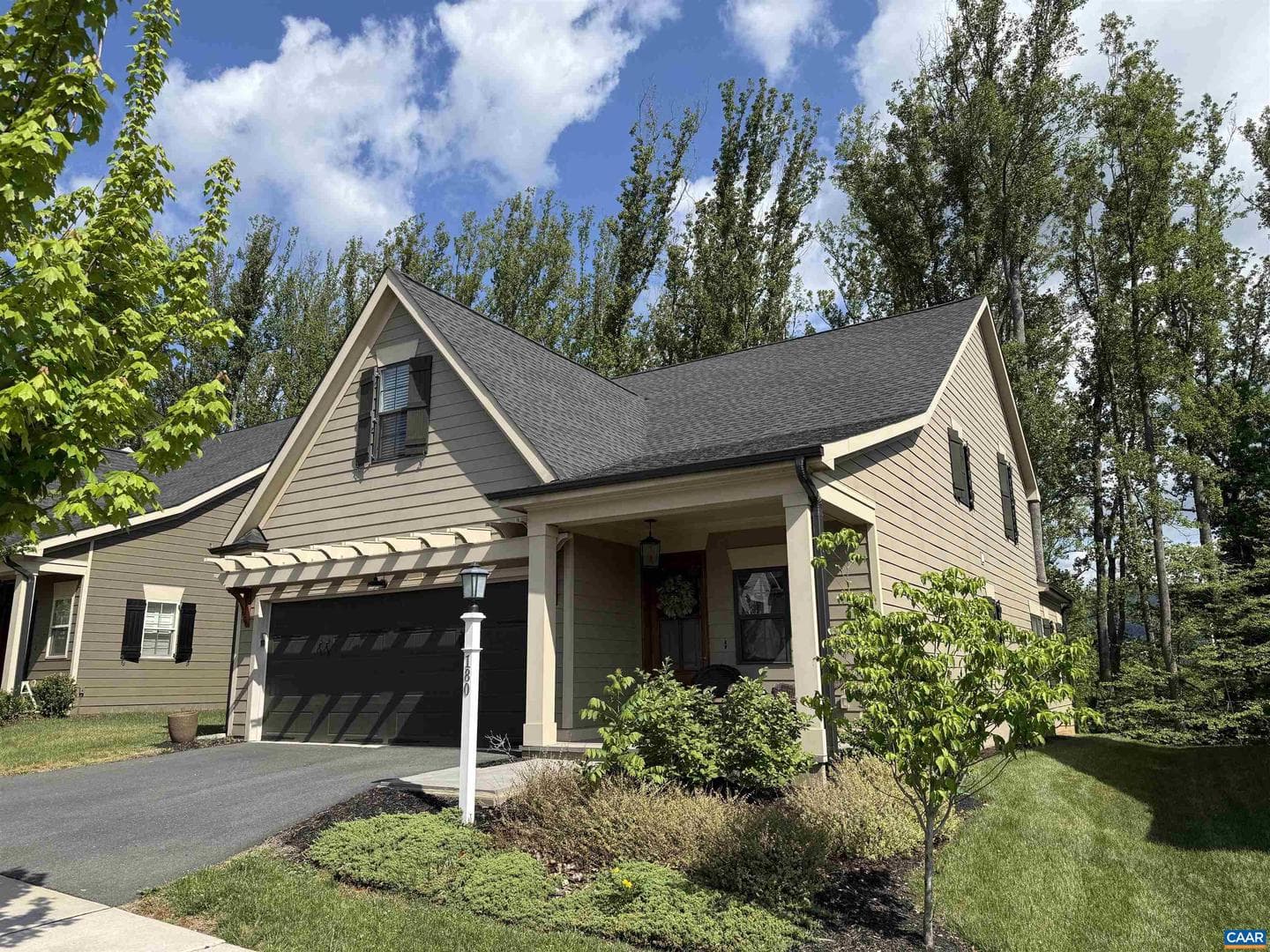 180 Bishopgate Ln