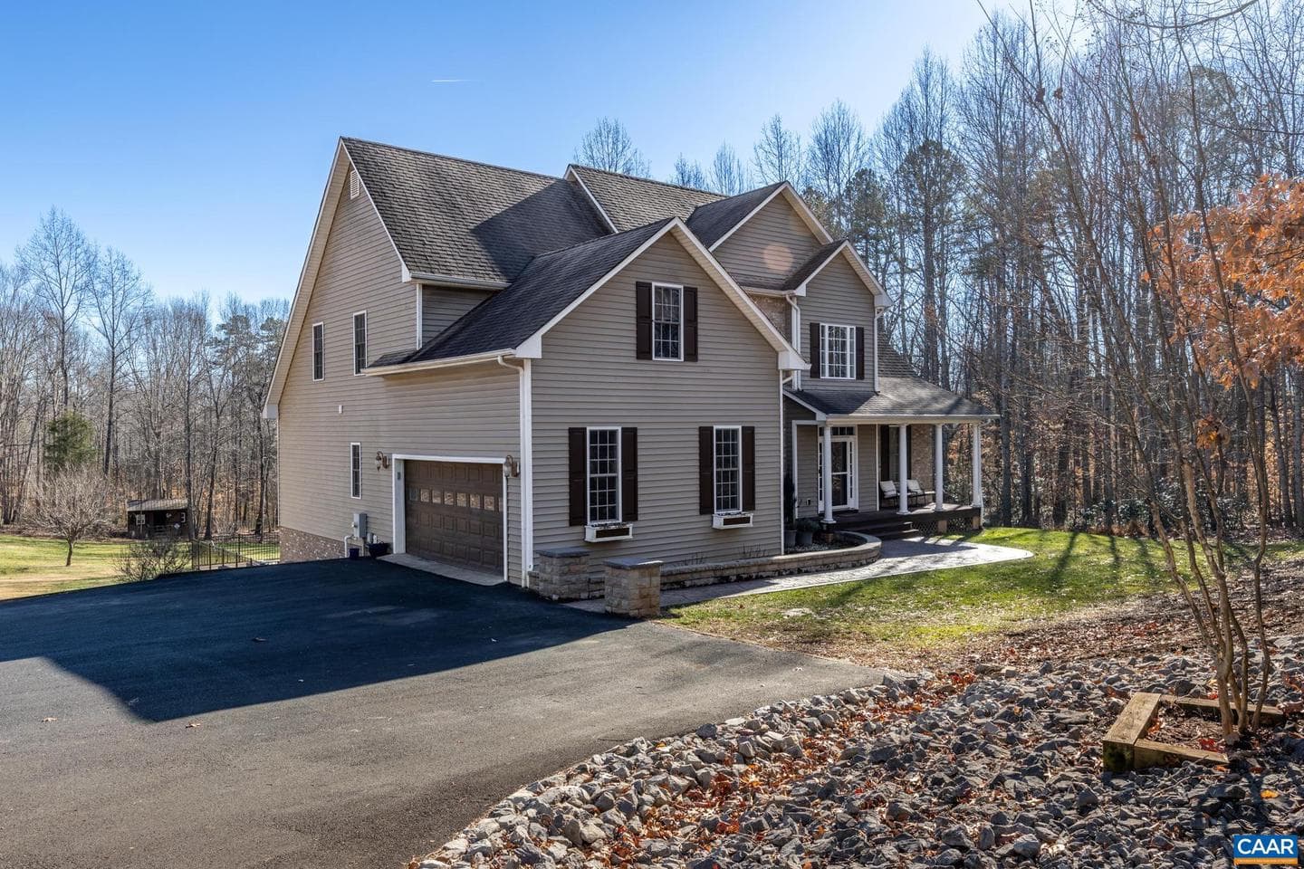 214 Toms Rd photo 5