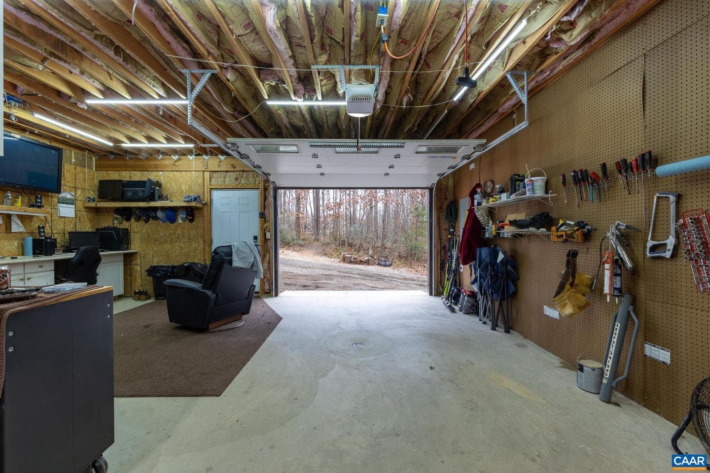 214 Toms Rd photo 65
