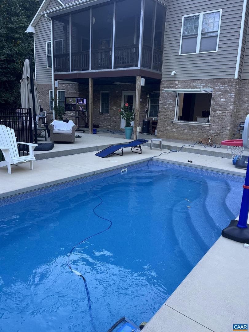 214 Toms Rd photo 8