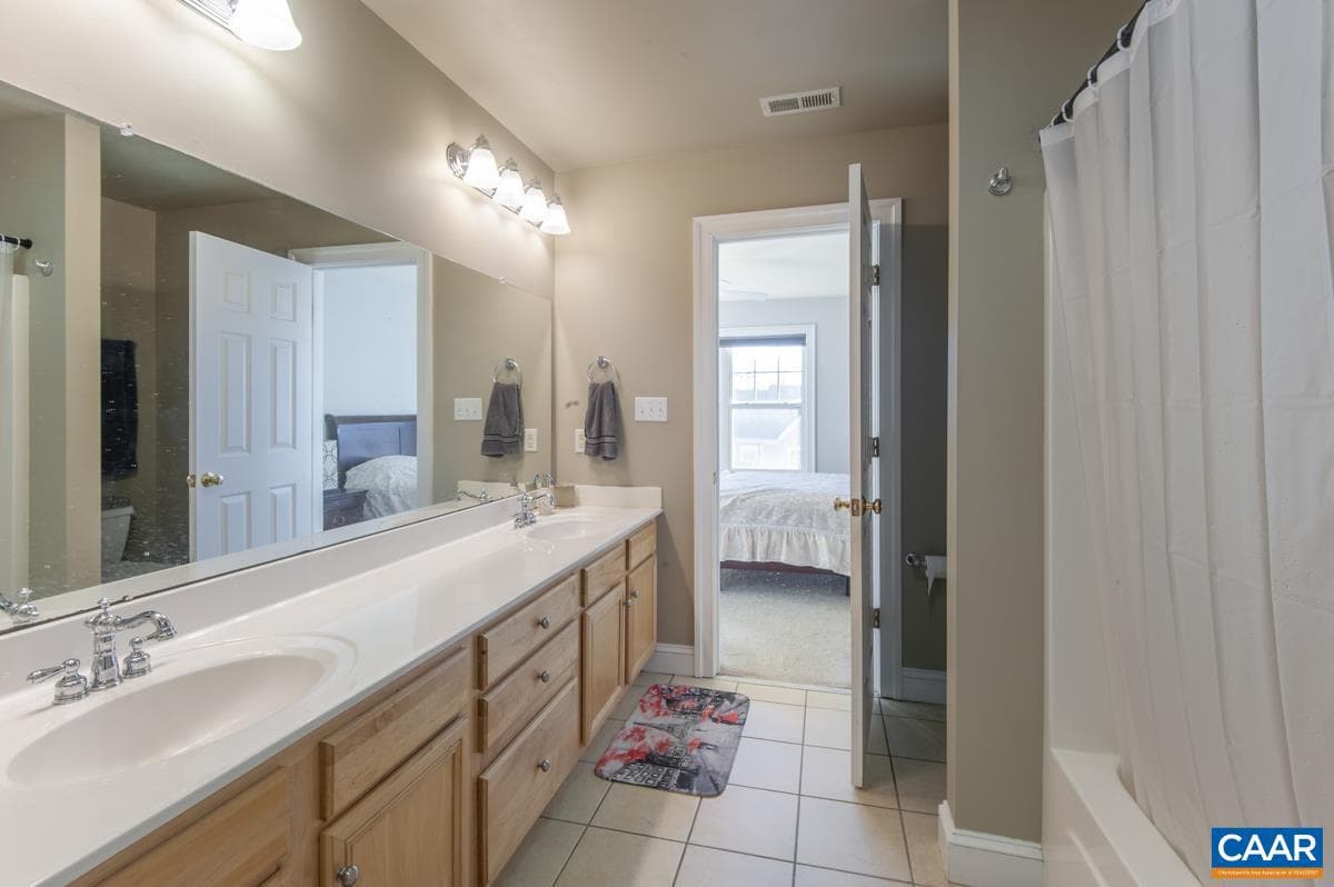 1140 Edmond Ct photo 22