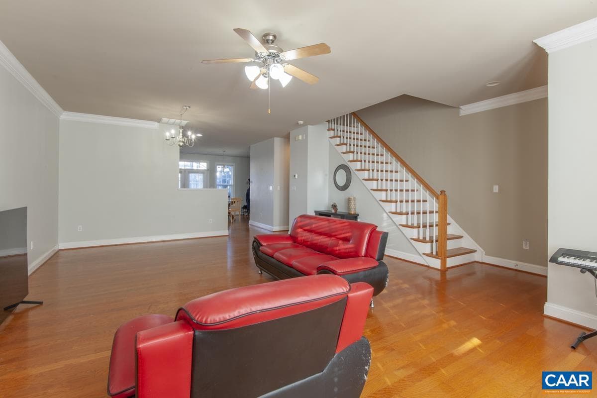 1140 Edmond Ct photo 6