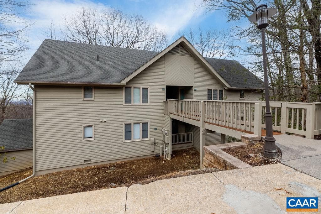 2224 Tanners Rdg # 2224, Wintergrn Rst