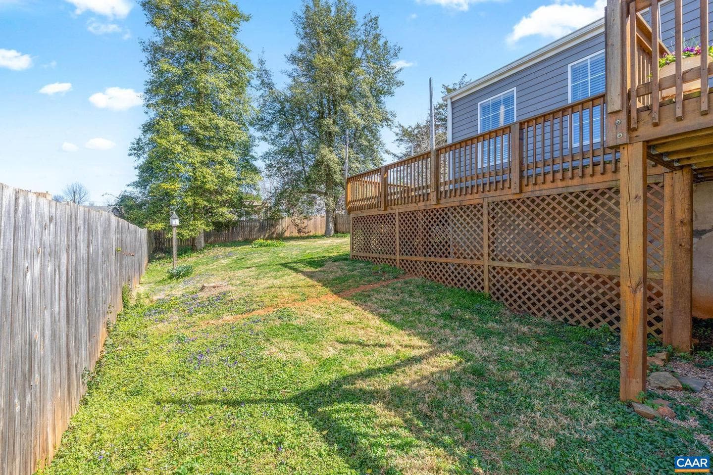1007 Montrose Ave photo 26