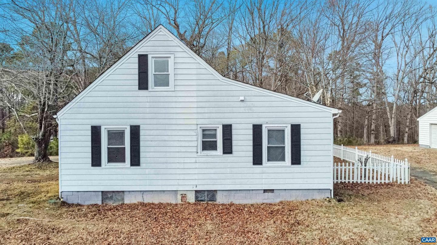 616 Broad St photo 32