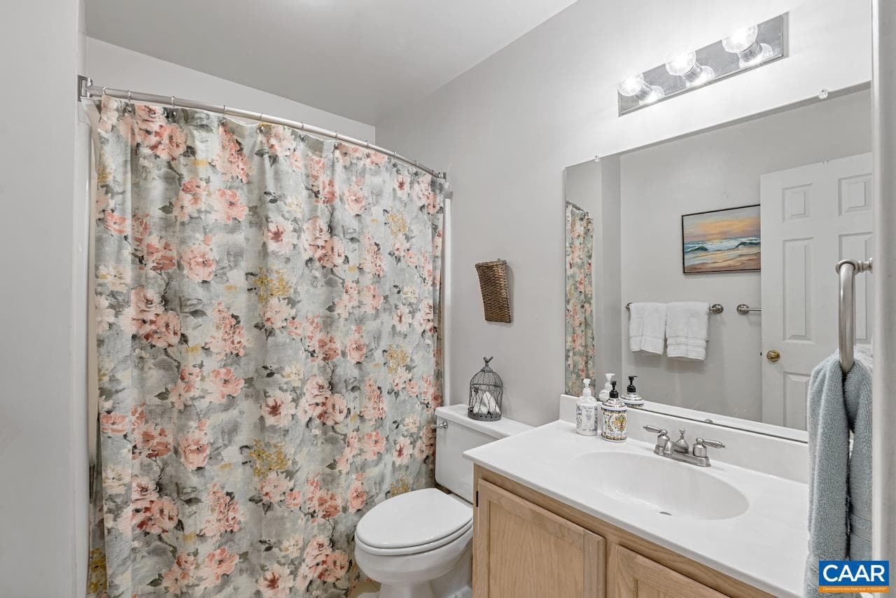 959 Grayson Ln photo 23