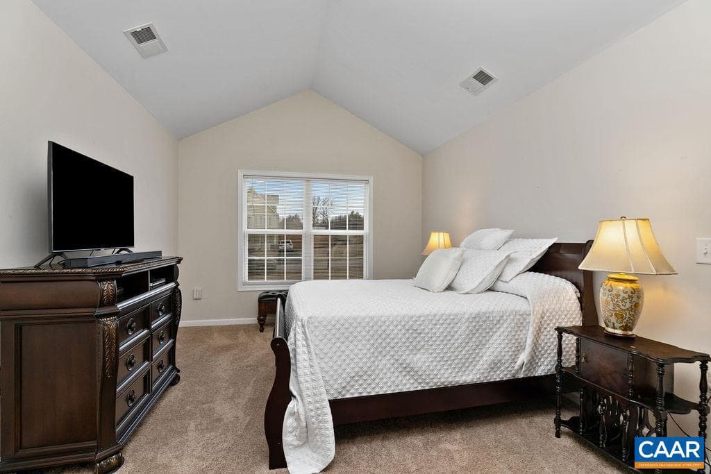 147 W Stratford Pl photo 20