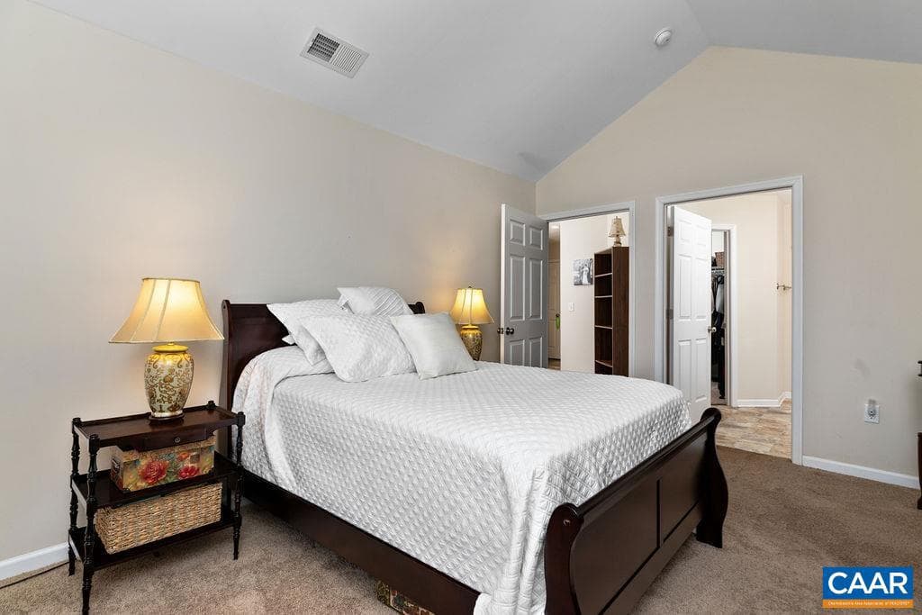 147 W Stratford Pl photo 21