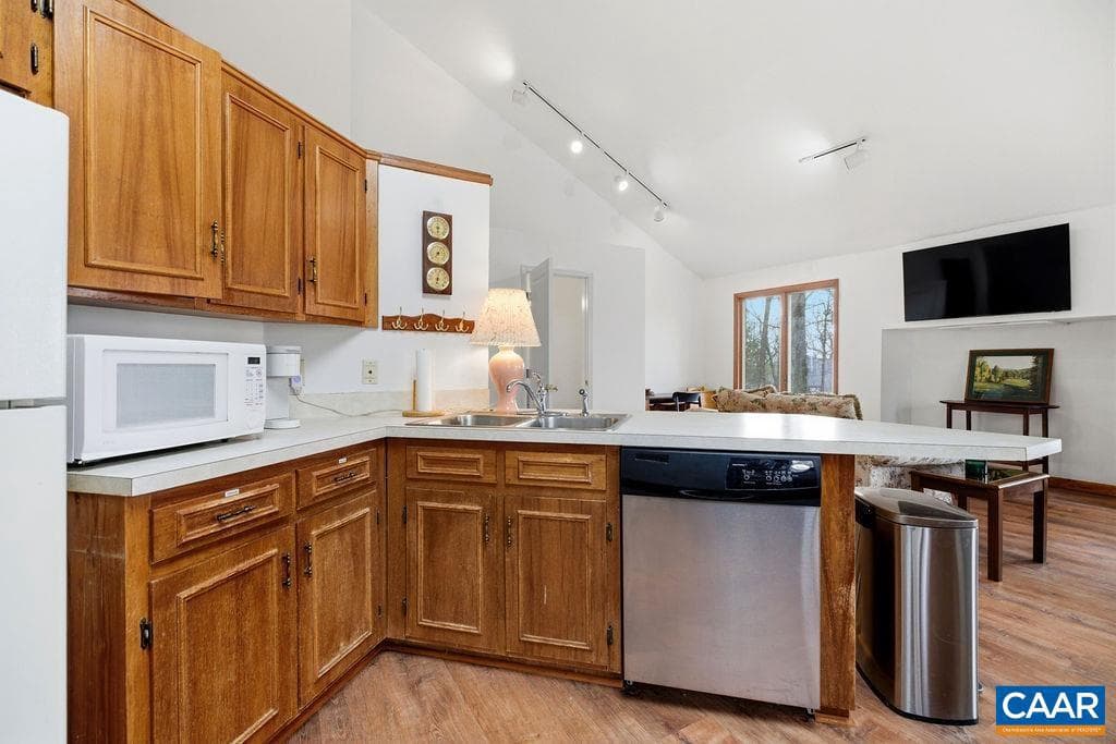 20 Red Cedar Ct photo 14