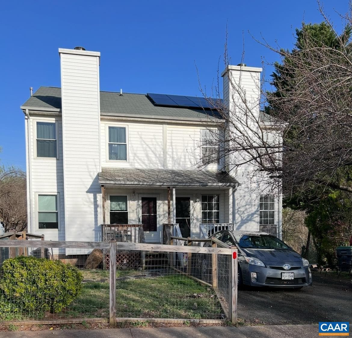 340 Riverside Ave photo 1