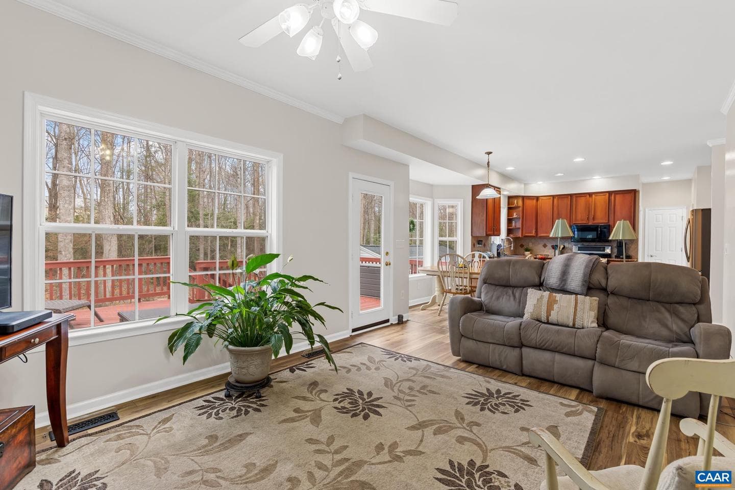 334 Carodon Dr photo 24