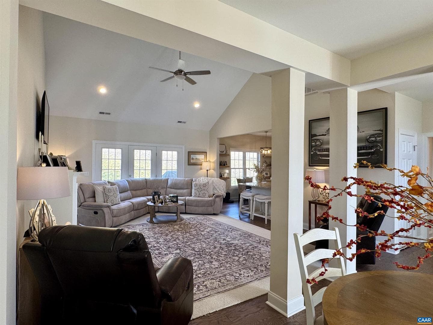 189 Windsor Dr photo 8