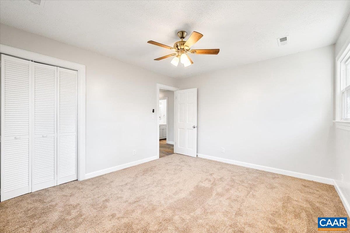 241 Fairlane Dr photo 21