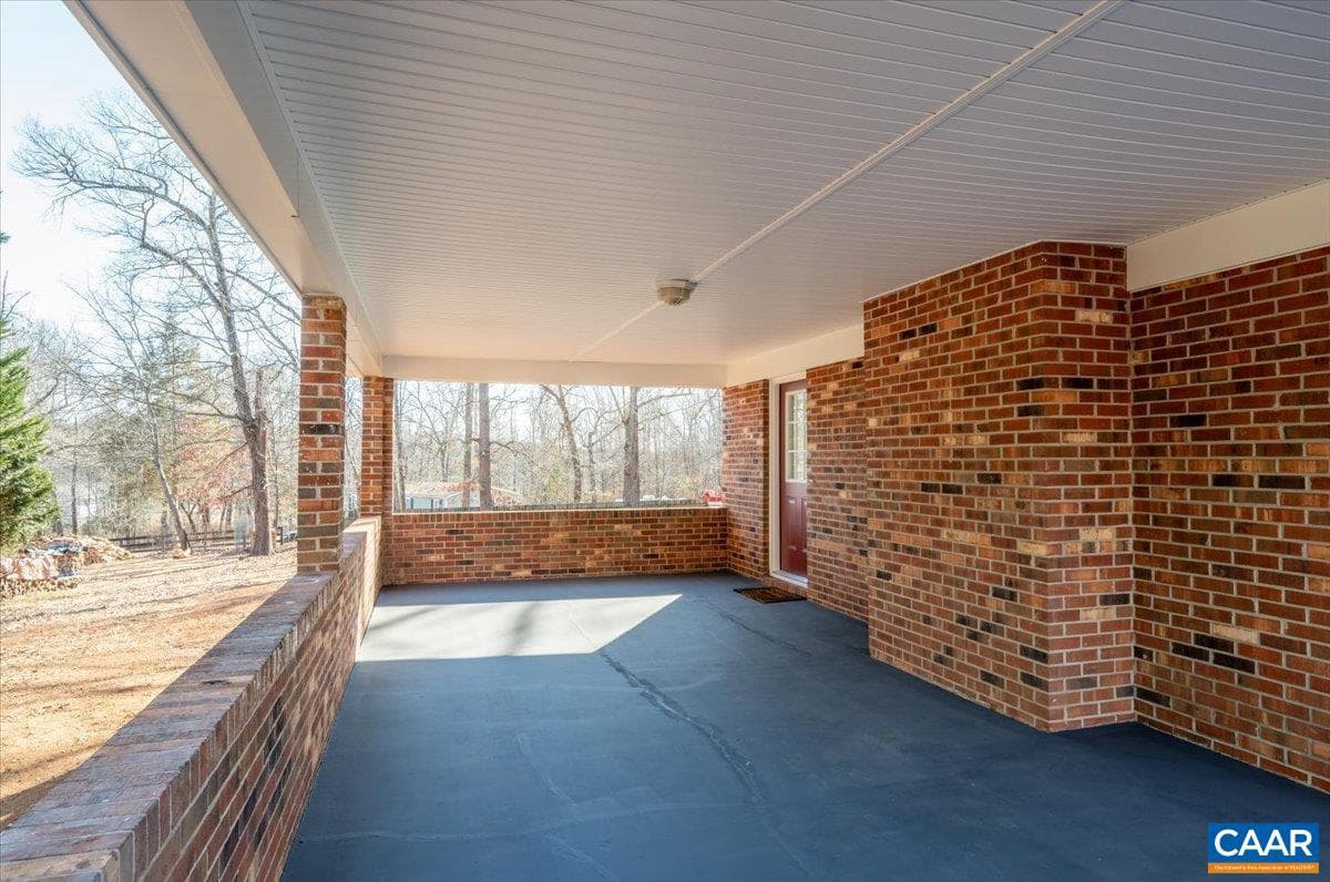 241 Fairlane Dr photo 47