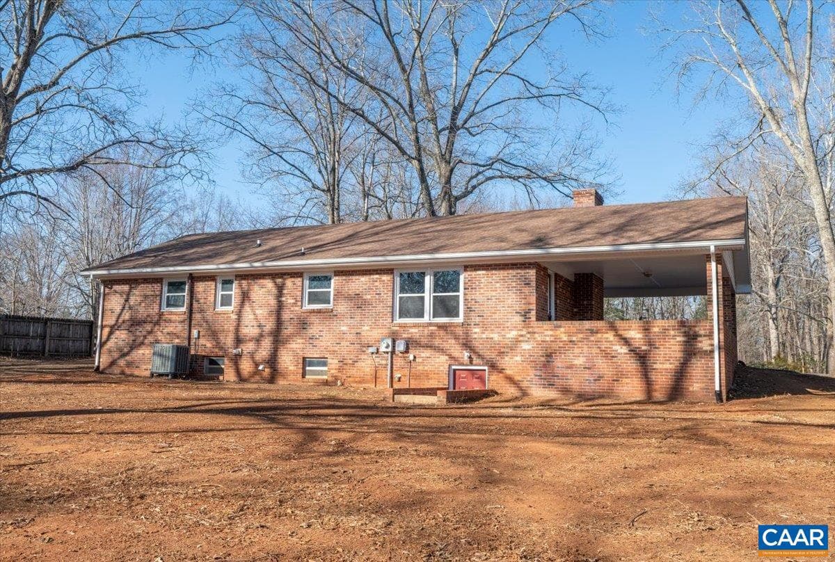 241 Fairlane Dr photo 50