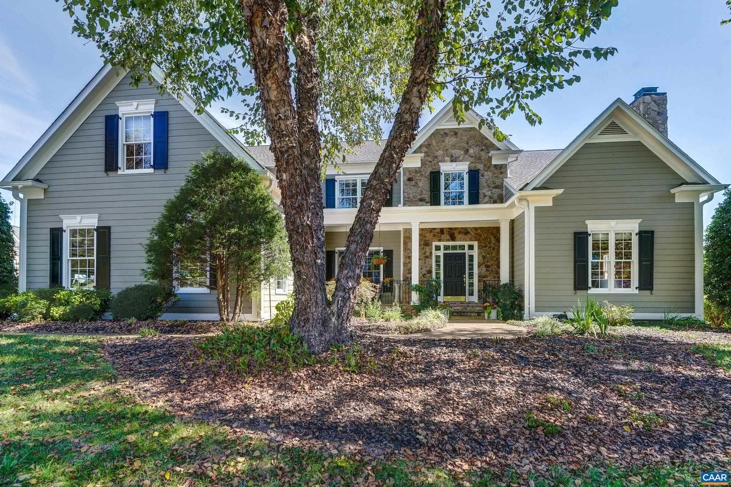 1126 Cambridge Hill Ln photo 1