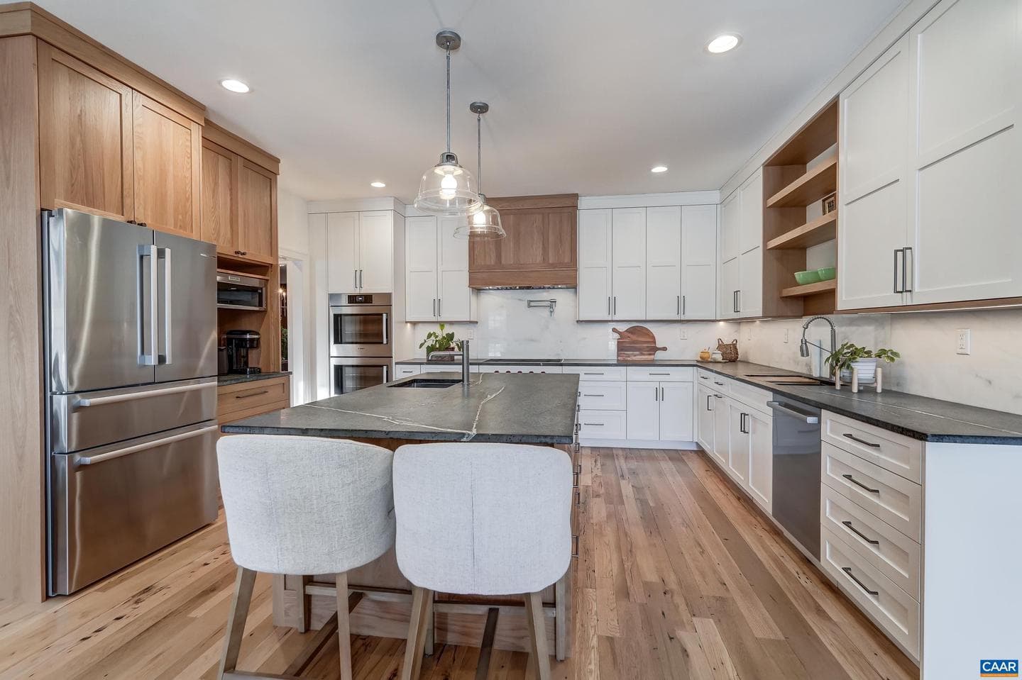 1126 Cambridge Hill Ln photo 22