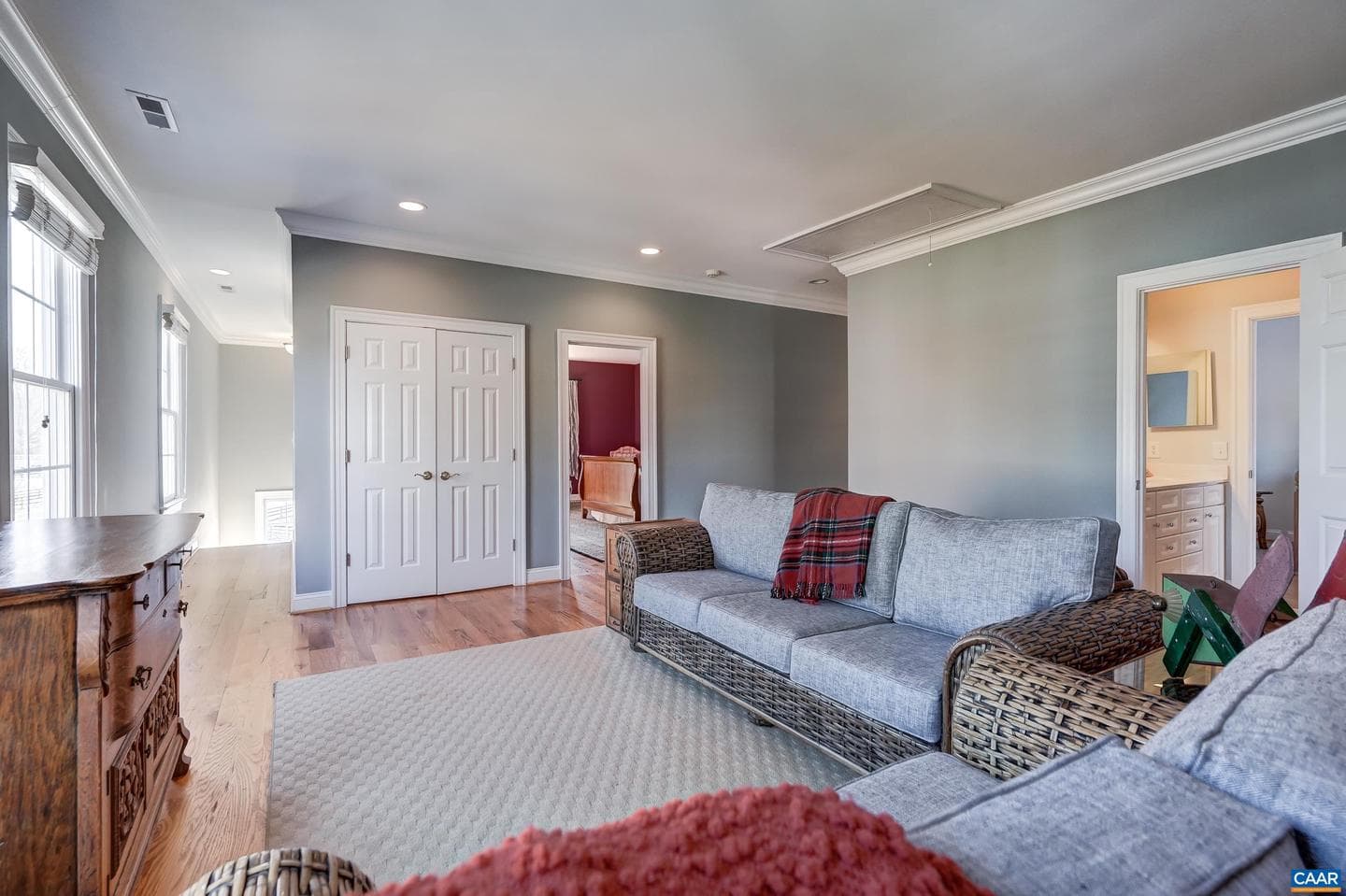1126 Cambridge Hill Ln photo 48