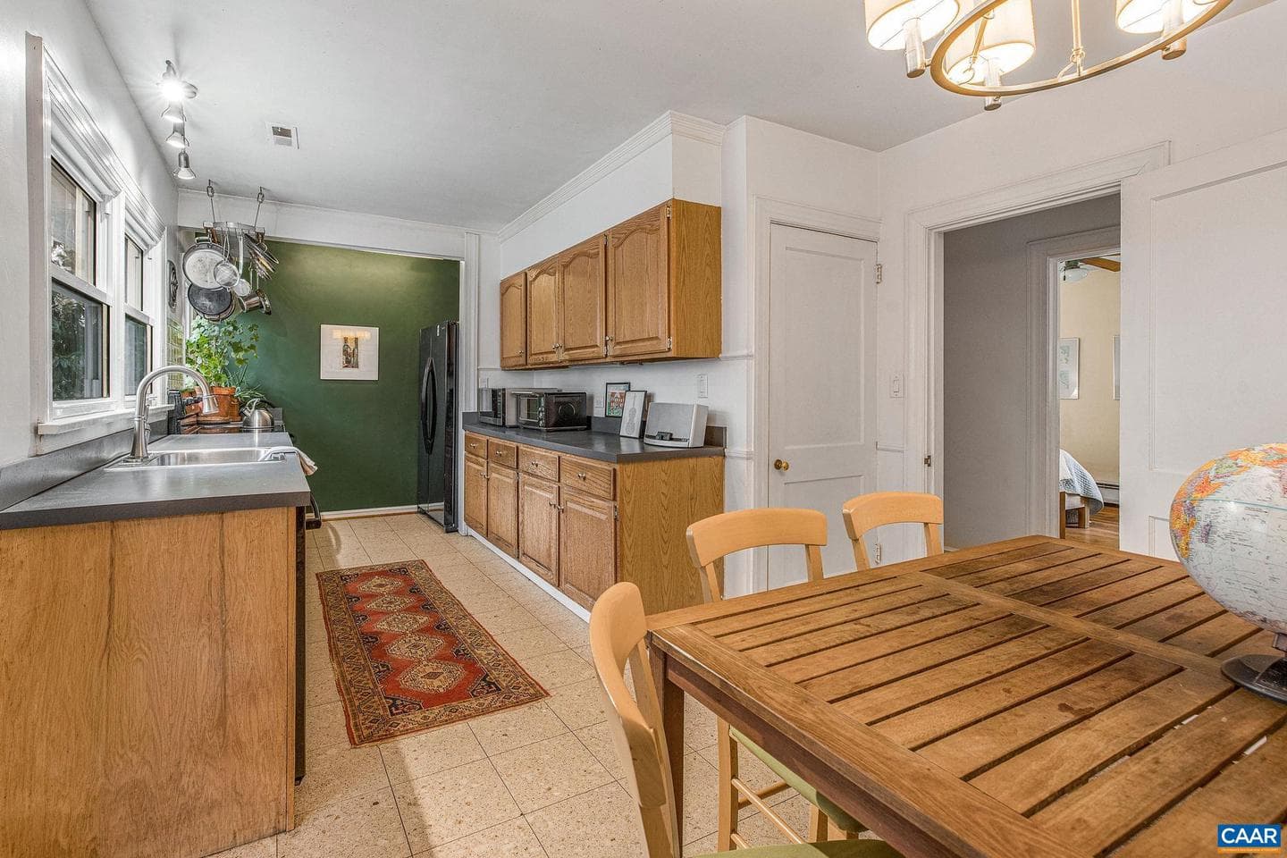810 Tunlaw Pl photo 11