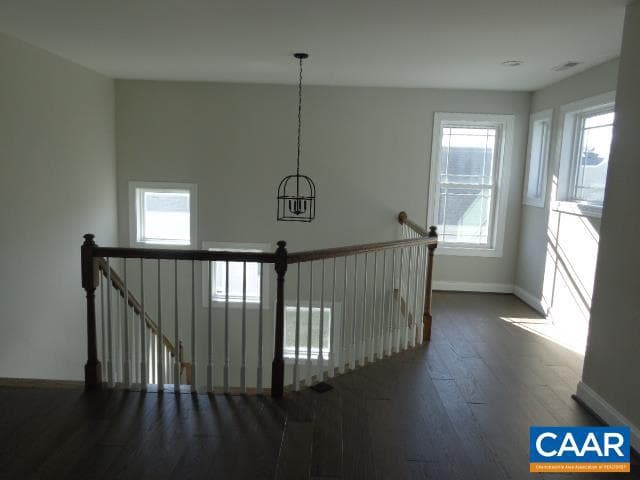 208 Windsor Dr photo 23