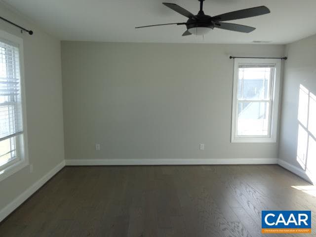 208 Windsor Dr photo 24
