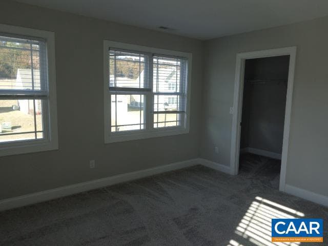 208 Windsor Dr photo 6
