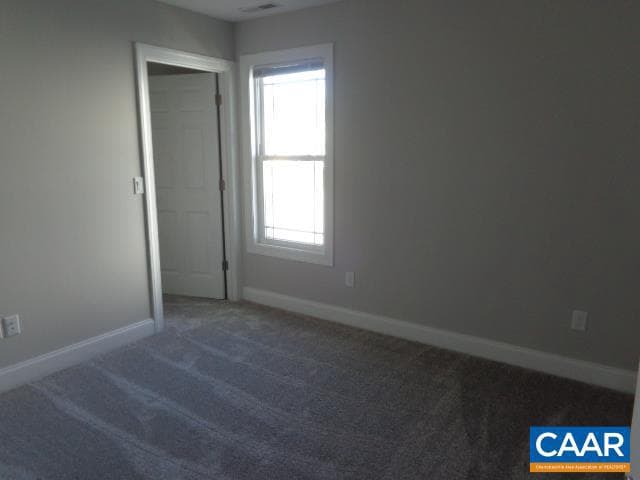 208 Windsor Dr photo 9