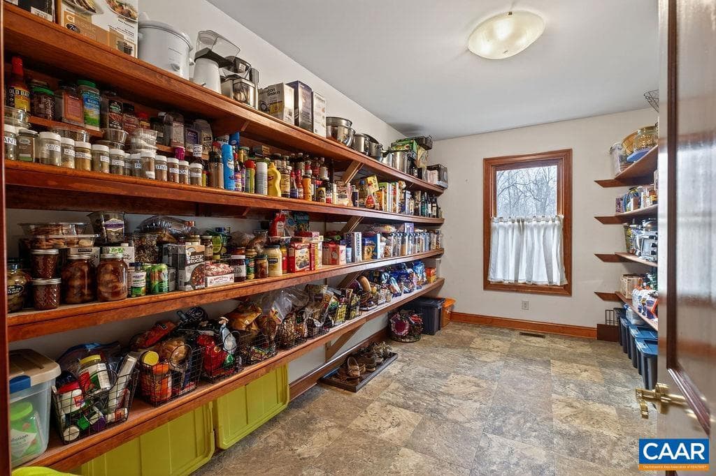519 Foothills Dr photo 29