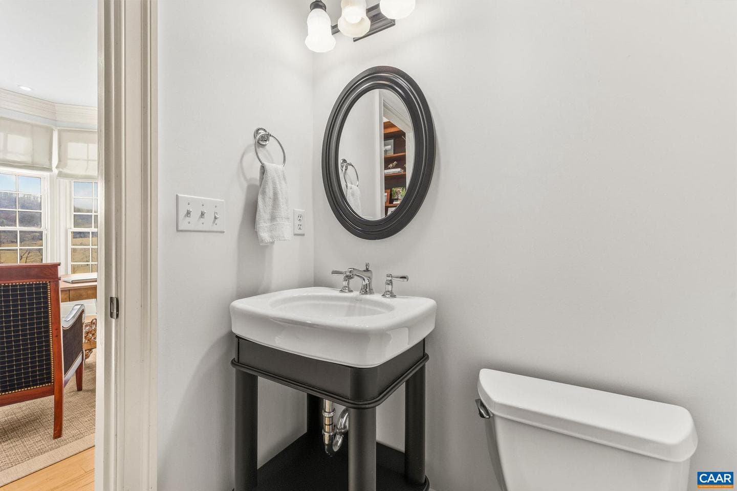 585 Ragged Mountain Dr photo 32