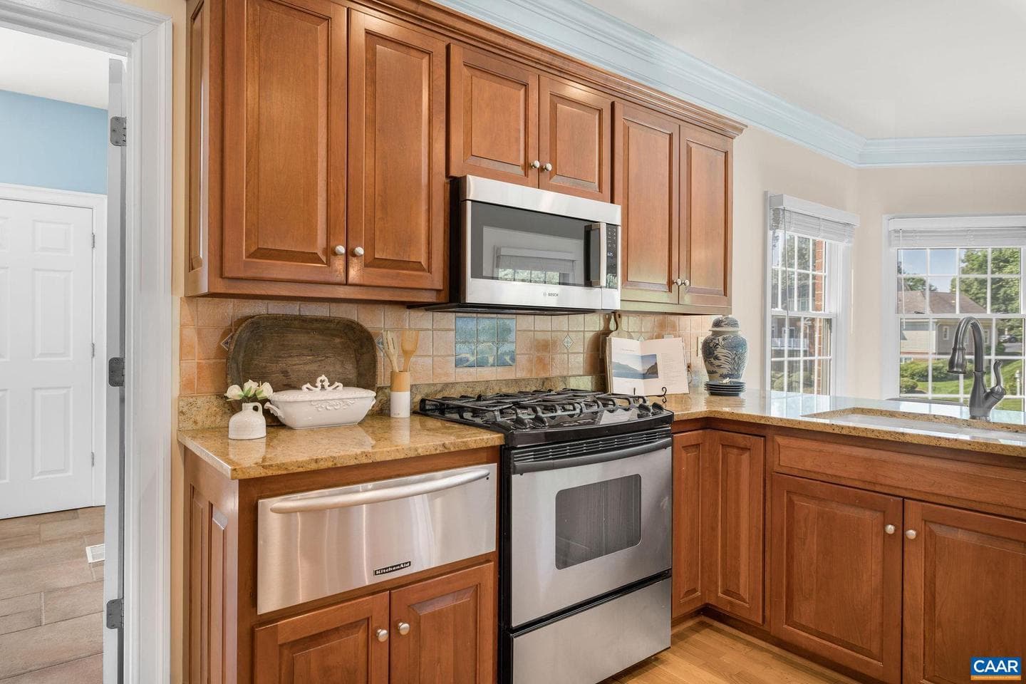 2420 Pendower Ln photo 21
