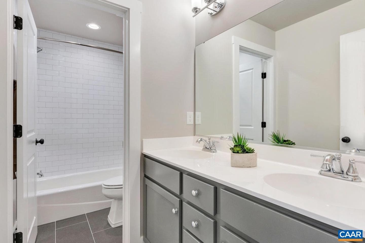 19 Fowler St #b1 photo 27