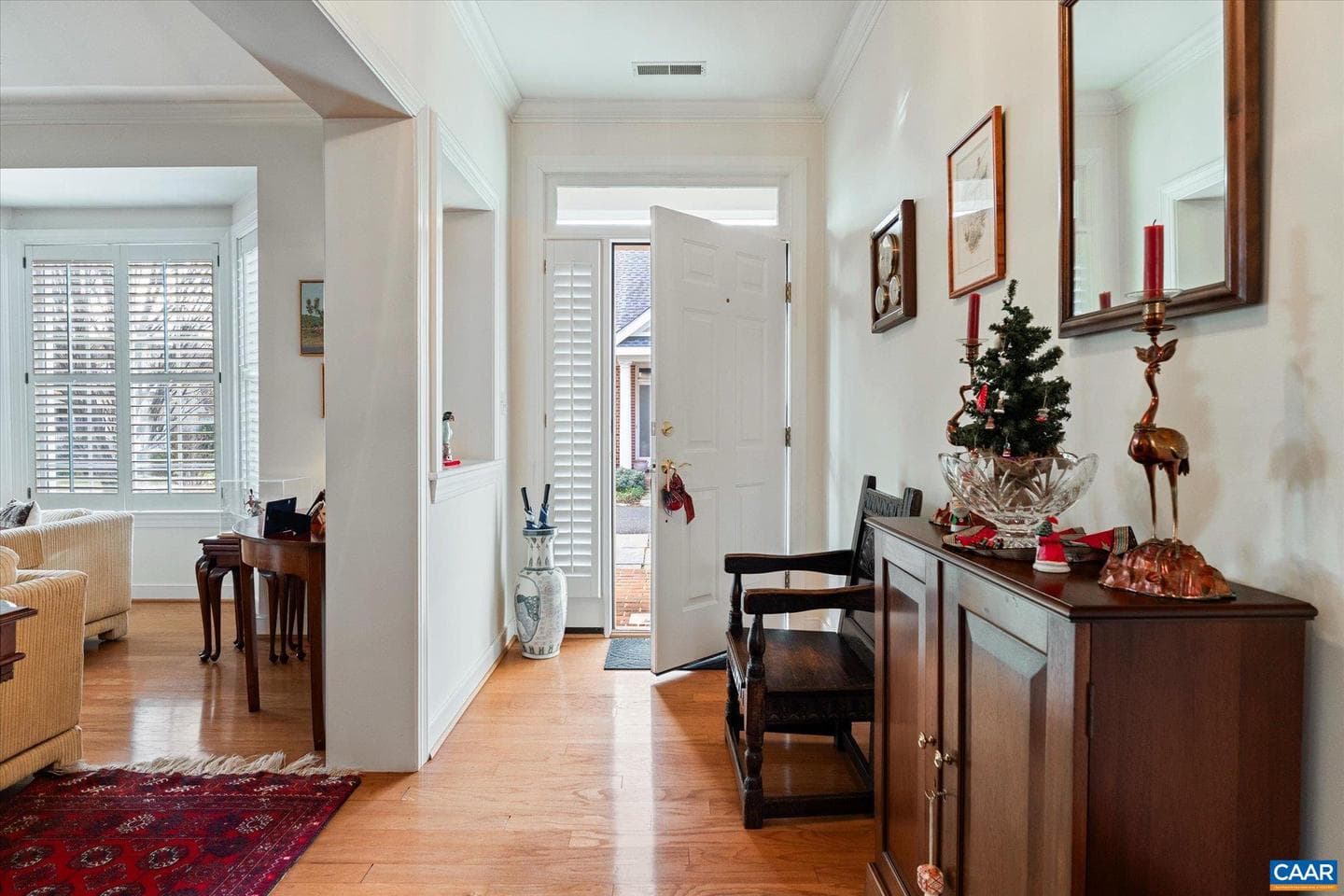 1116 Marion Dr photo 6