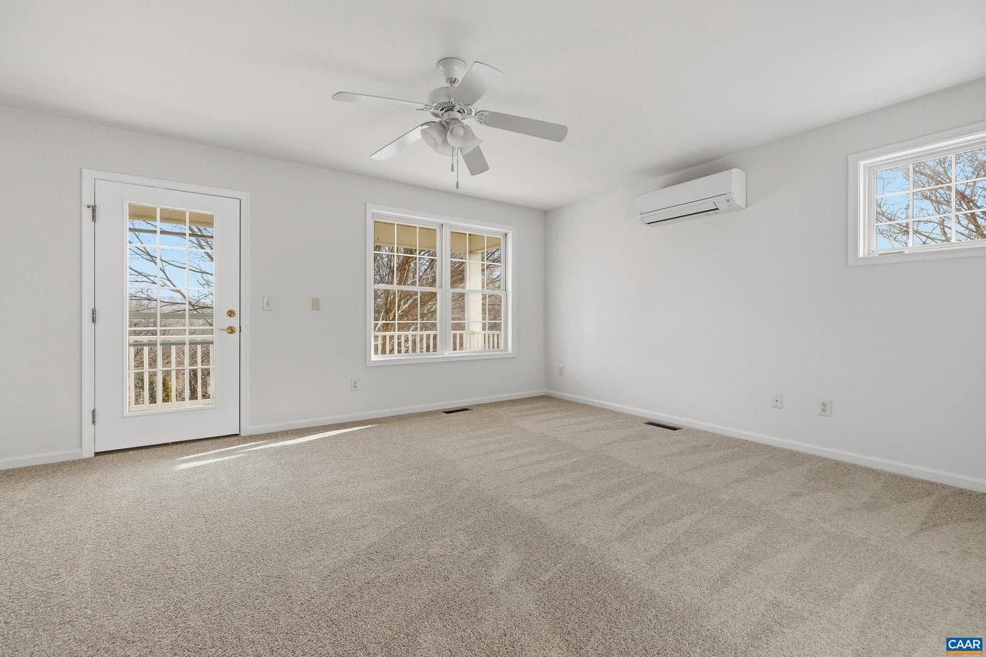 117 Burnet St photo 23