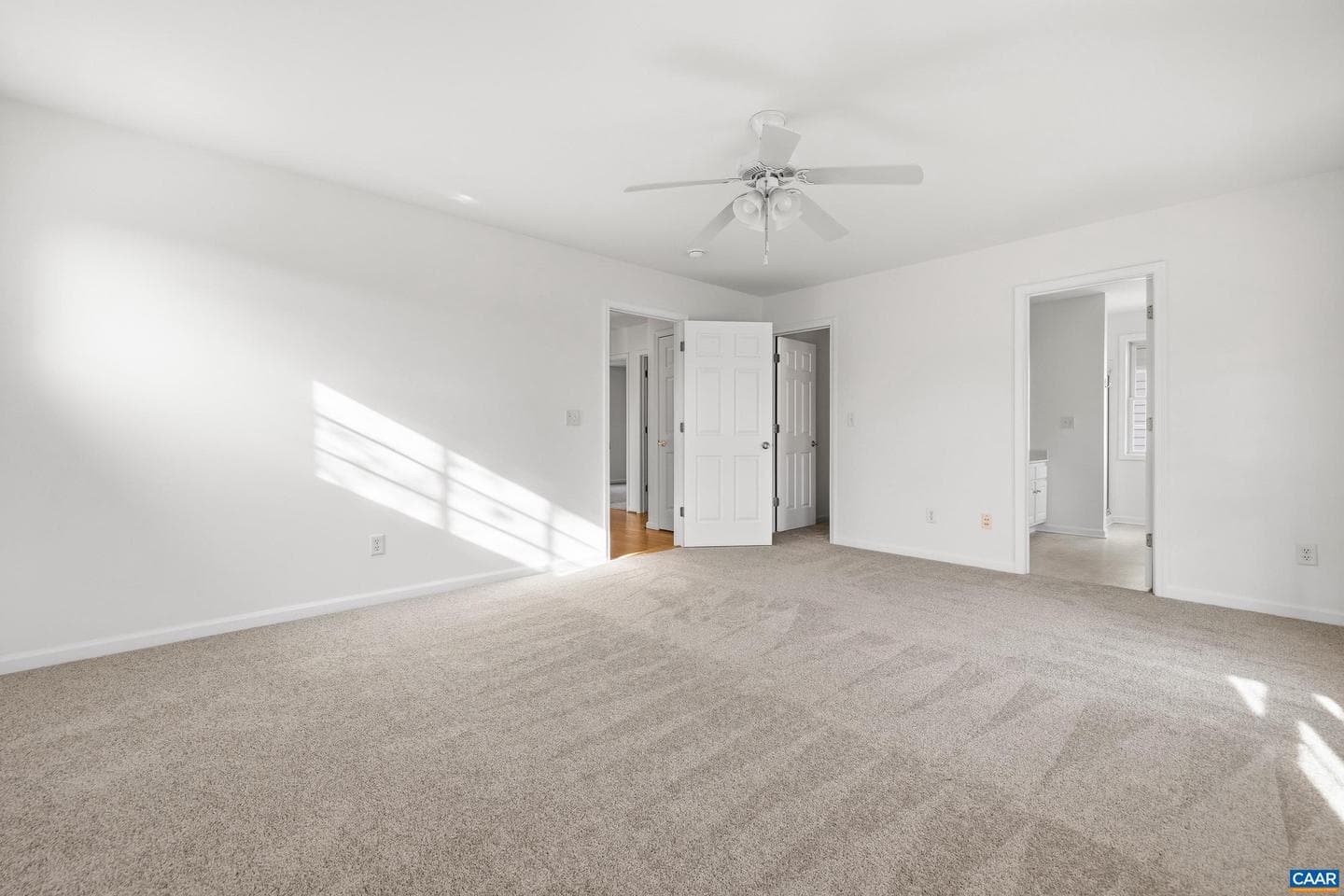 117 Burnet St photo 24