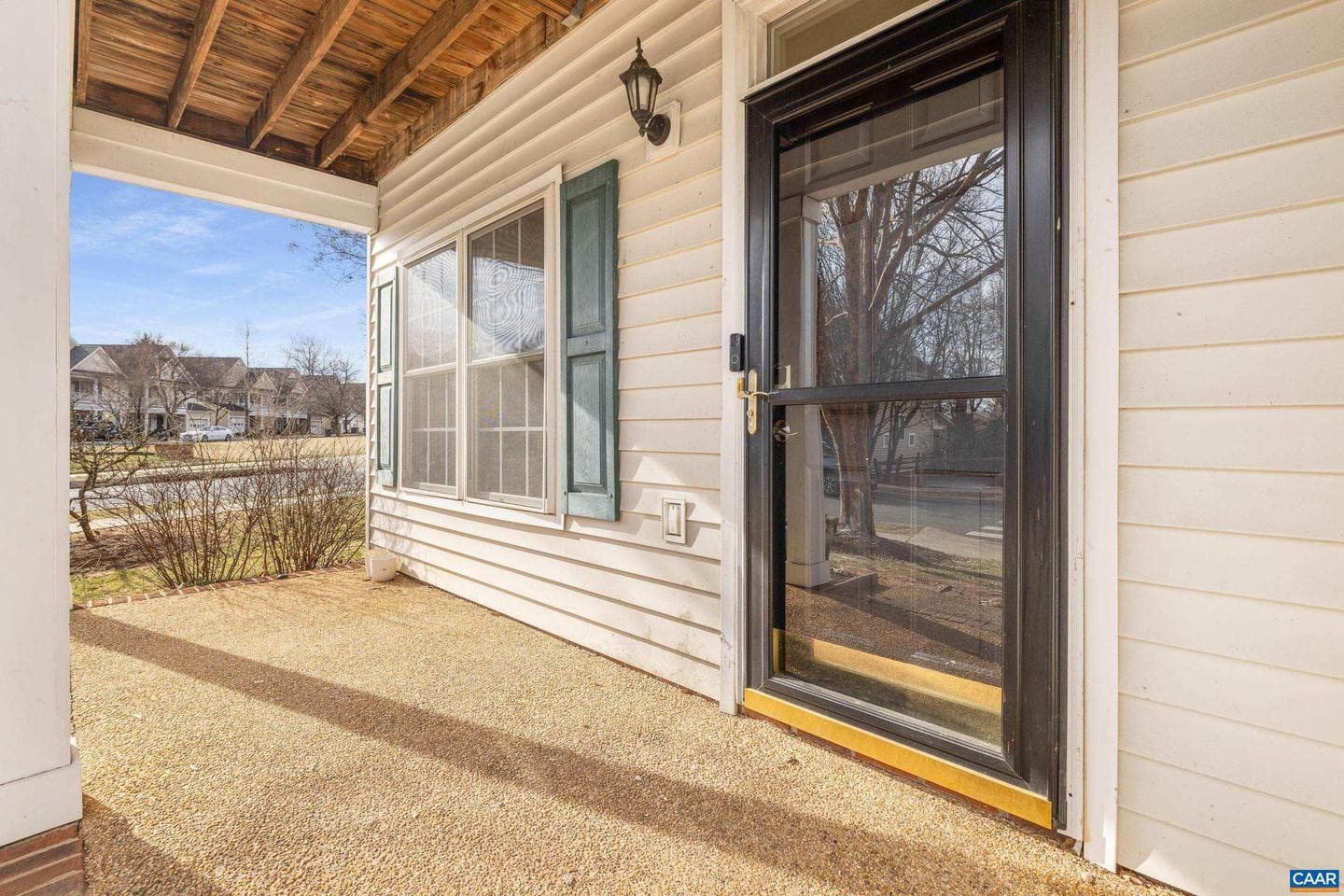 117 Burnet St photo 3