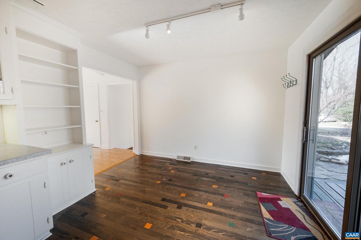 2288 Lexington Tpke photo 15