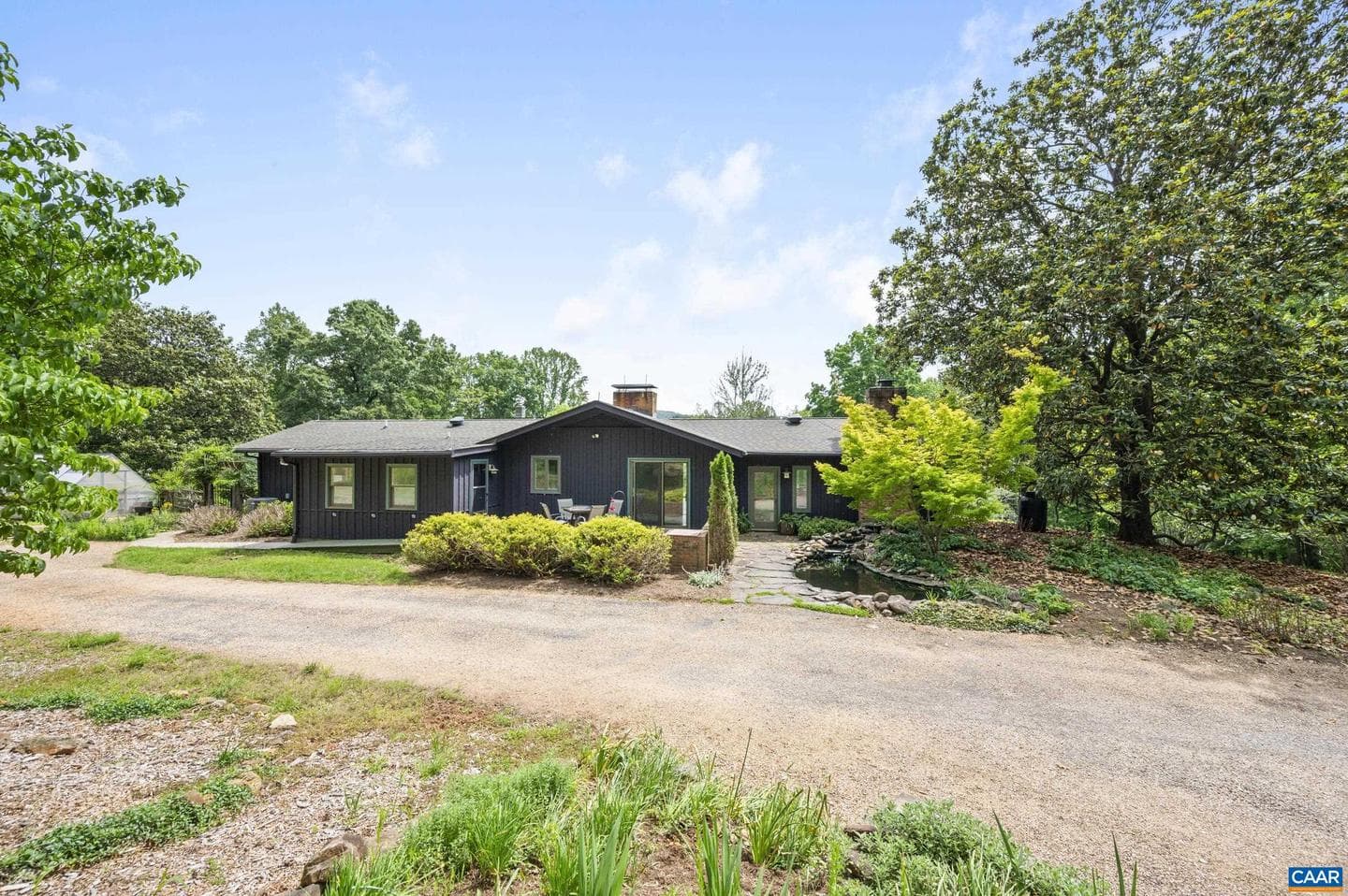 2288 Lexington Tpke photo 2