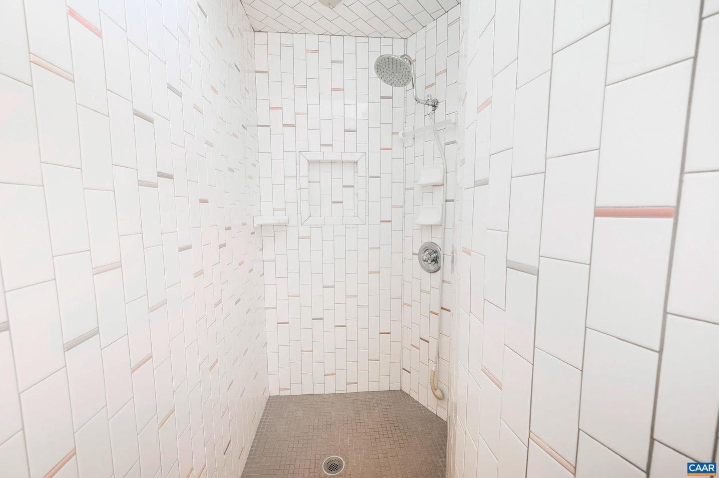 2288 Lexington Tpke photo 31