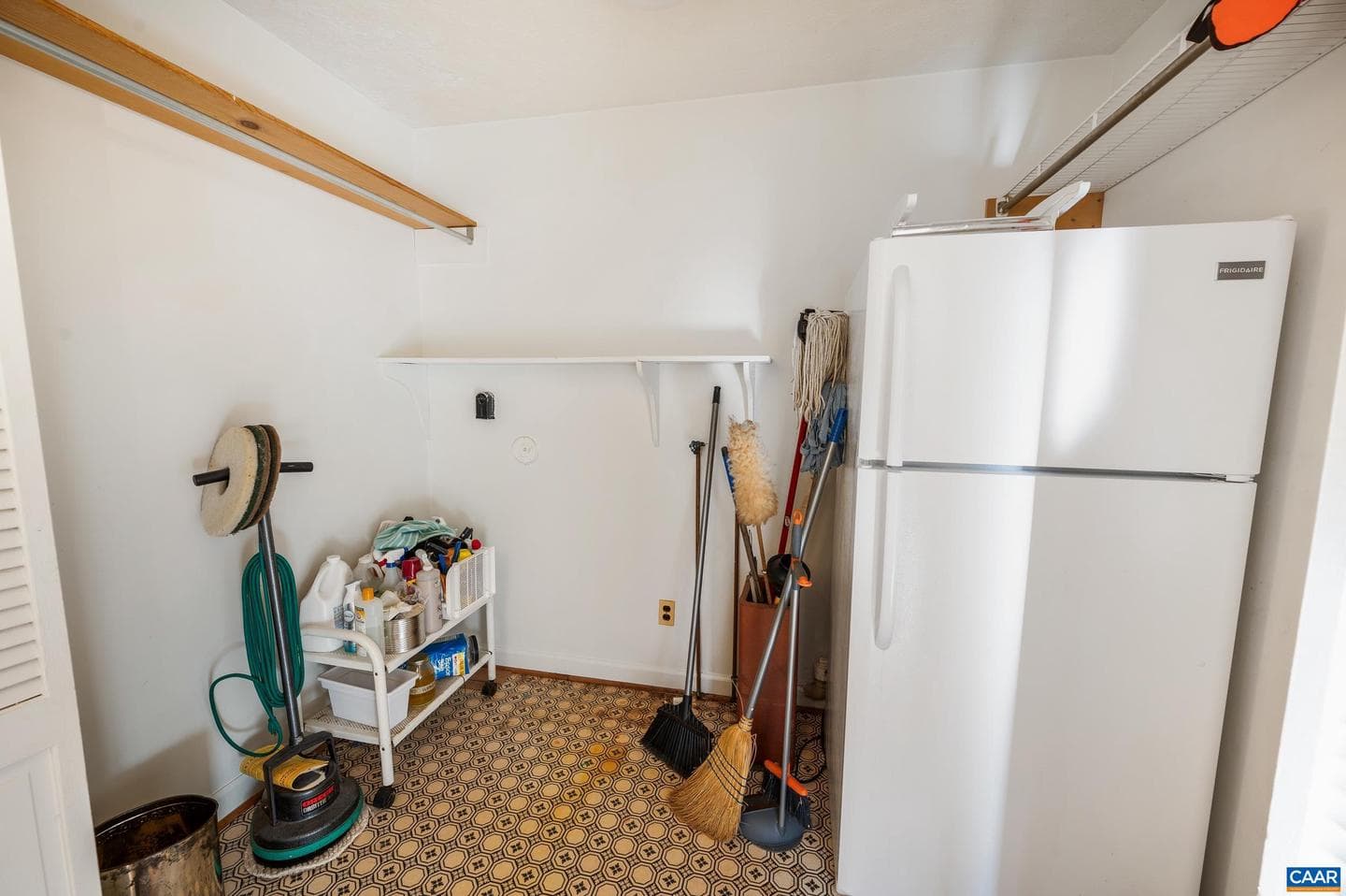 2288 Lexington Tpke photo 37