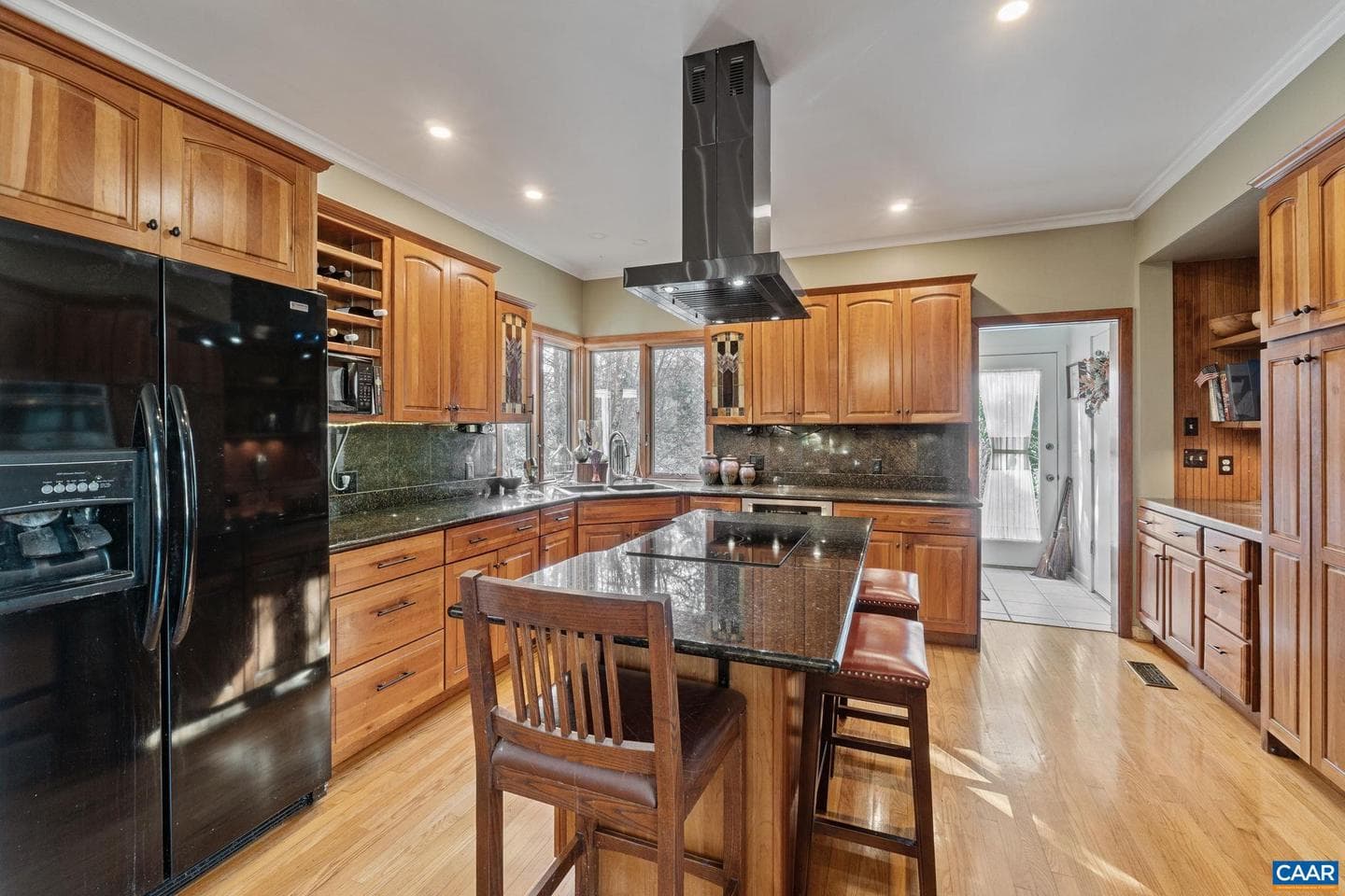 379 Cedar Meadow Dr photo 9