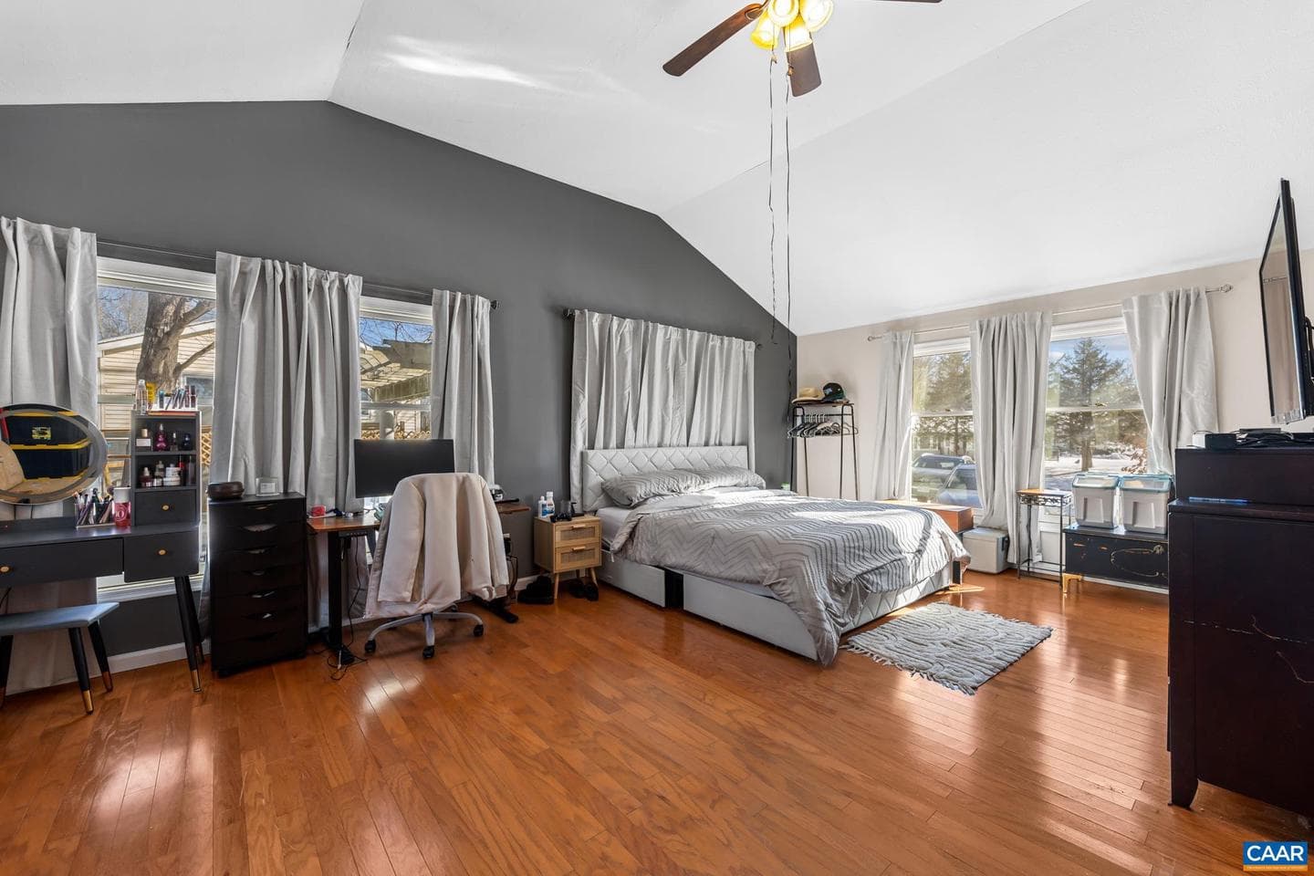 132 Pines Ln photo 9