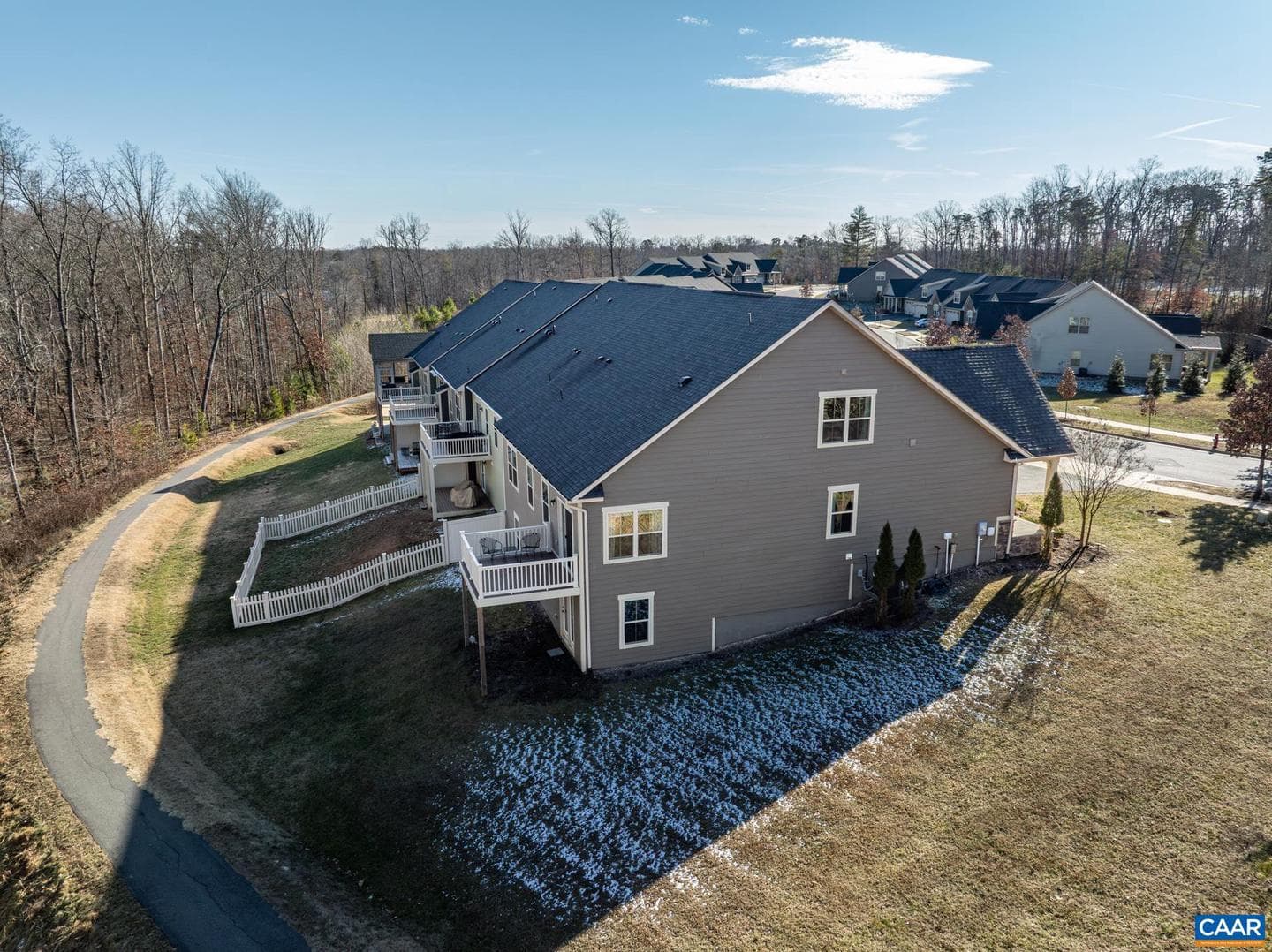 347 Winding Rd photo 42