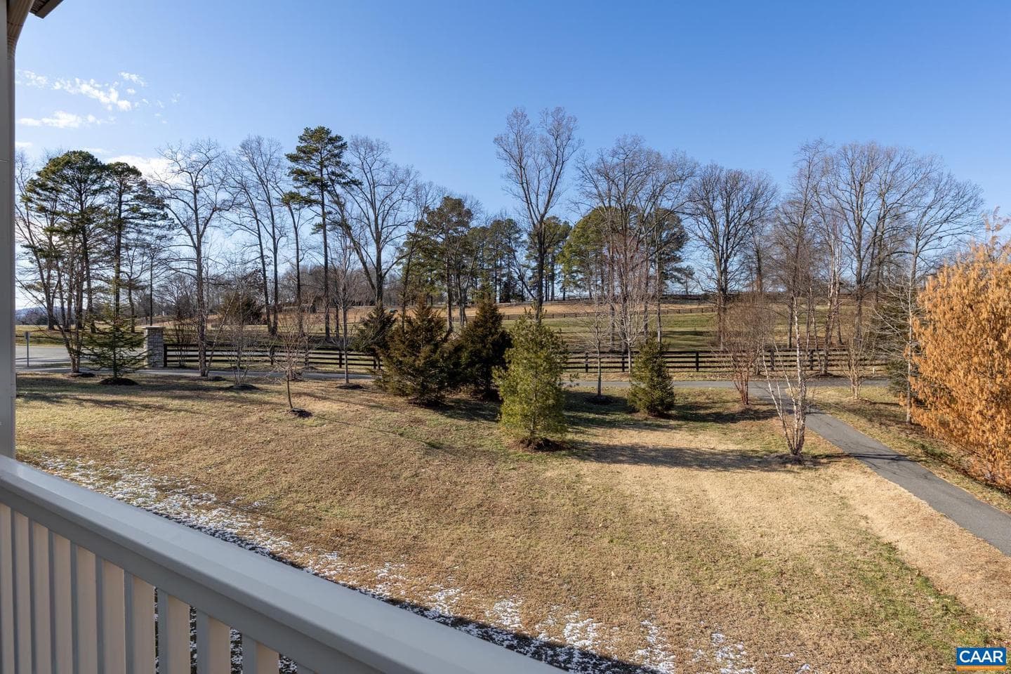 347 Winding Rd photo 44