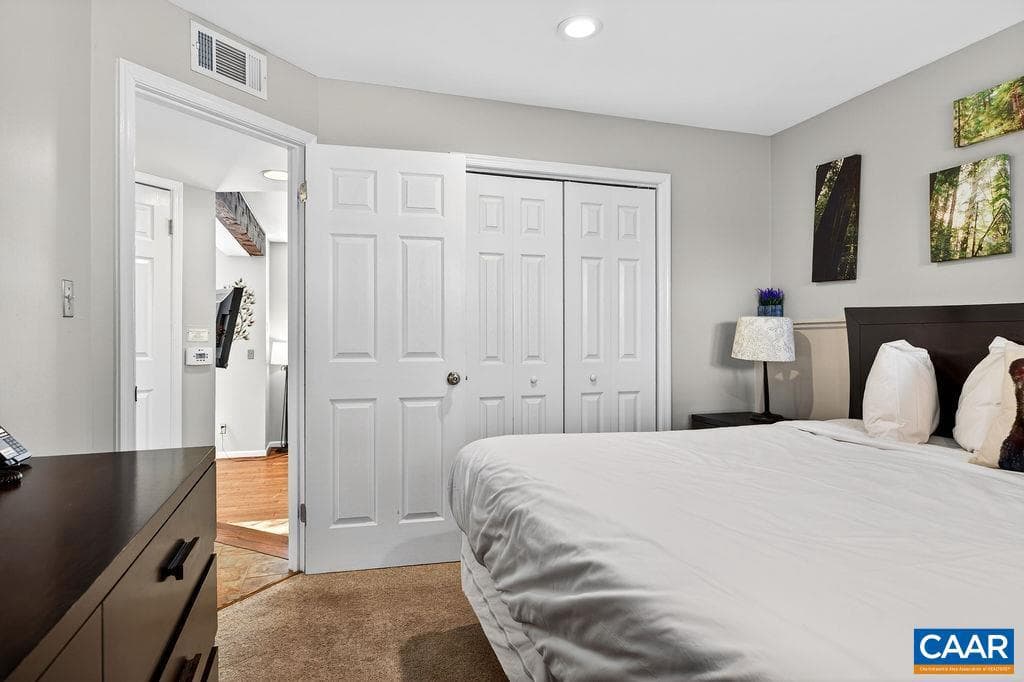 474 Three Ridges Condos photo 10