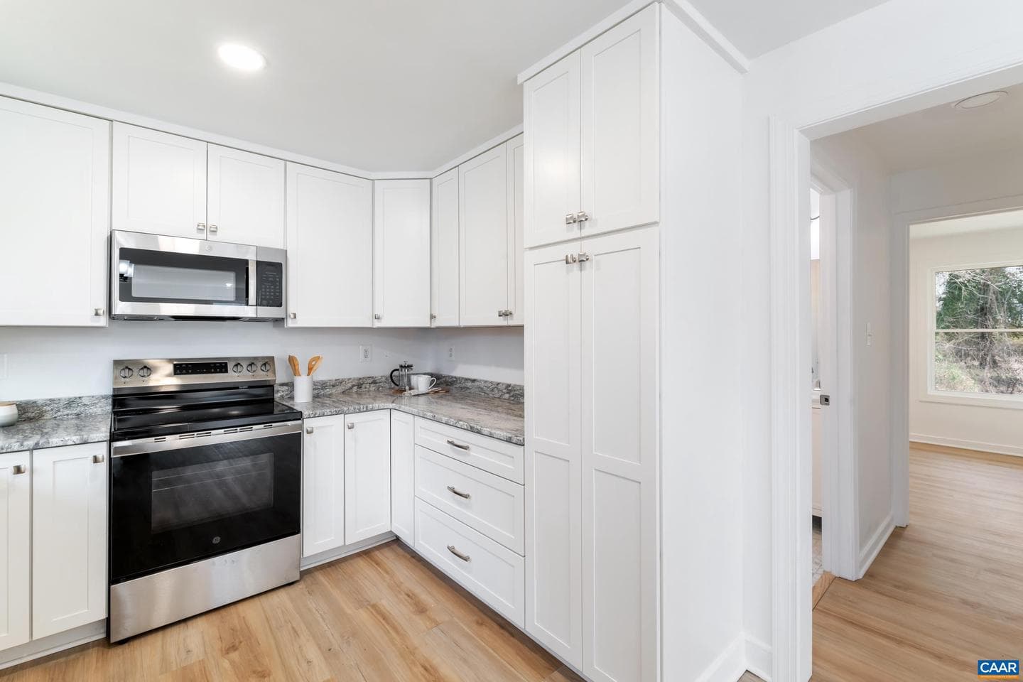 102 North Baker St photo 13