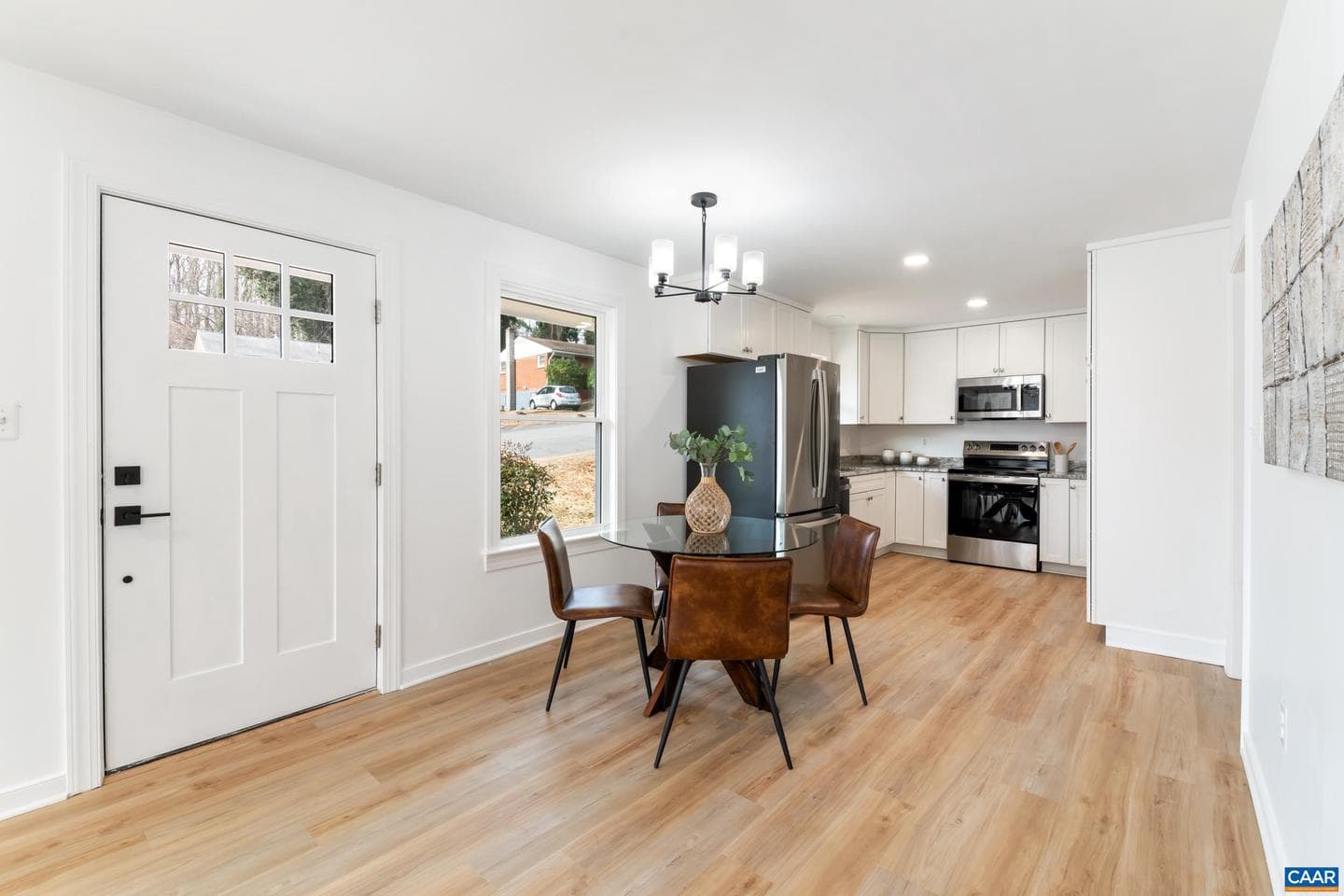 102 North Baker St photo 8